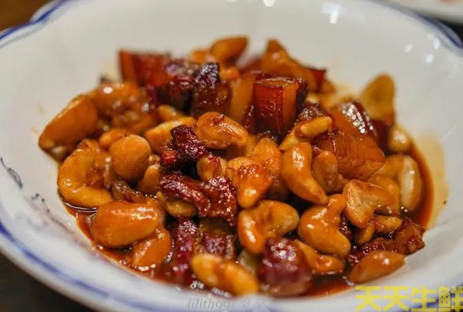 广州蔬菜配送公司告诉你,菱角怎么吃?(图2) 广州蔬菜配送公司告诉你,菱角怎么吃?(图2)